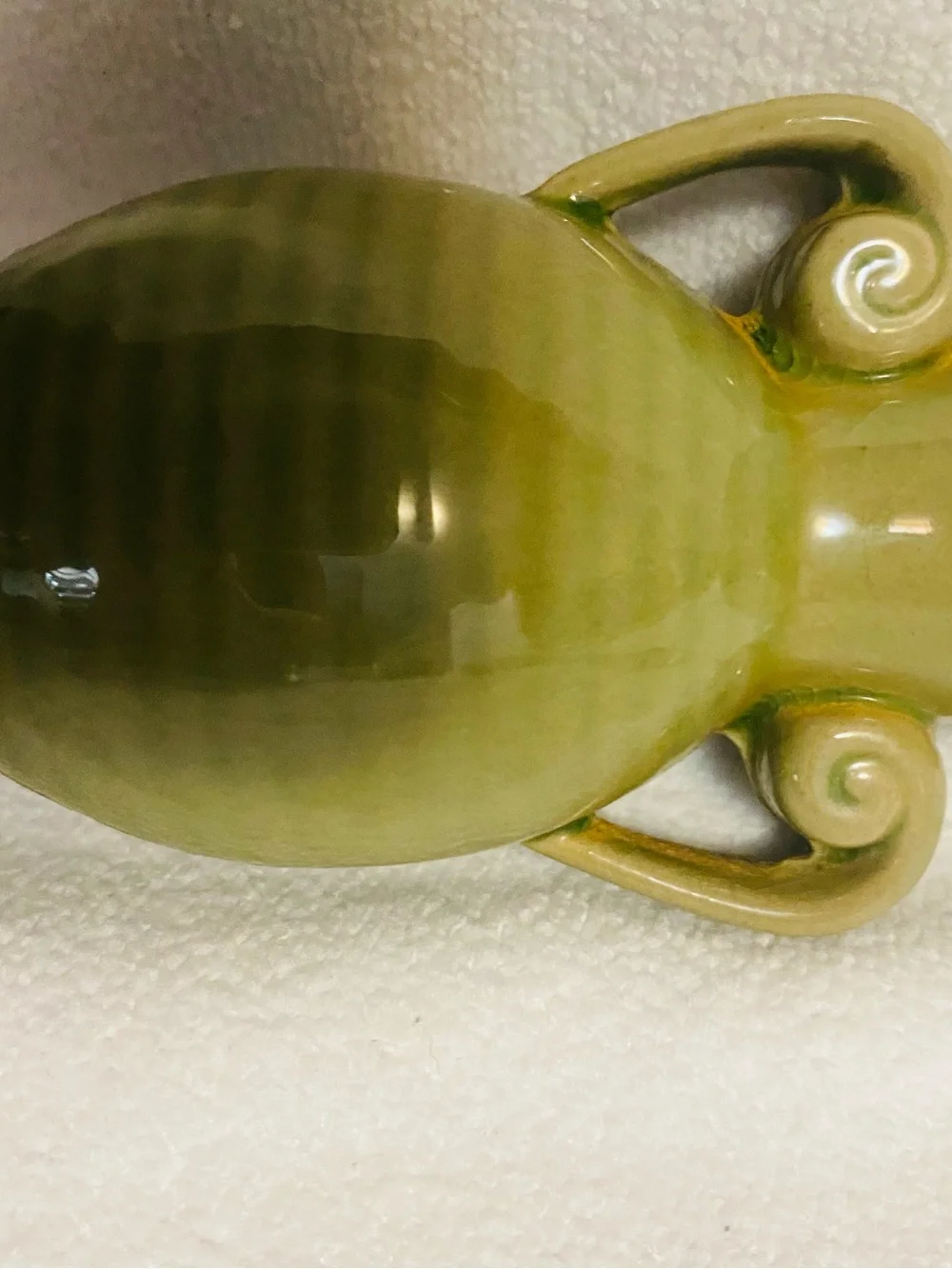 Unbranded natural green complements